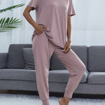 3badac7f6a9d4ca2acf19a3999bb5bad-Max