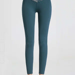 70d3d2950bc3419cb0aeba7364a43a18-Max