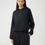 901f81e8-a4b4-438d-99ad-923e30ee40a3-Max