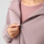 9eb71928-860d-4614-a671-ebe8749b7f6f-Max