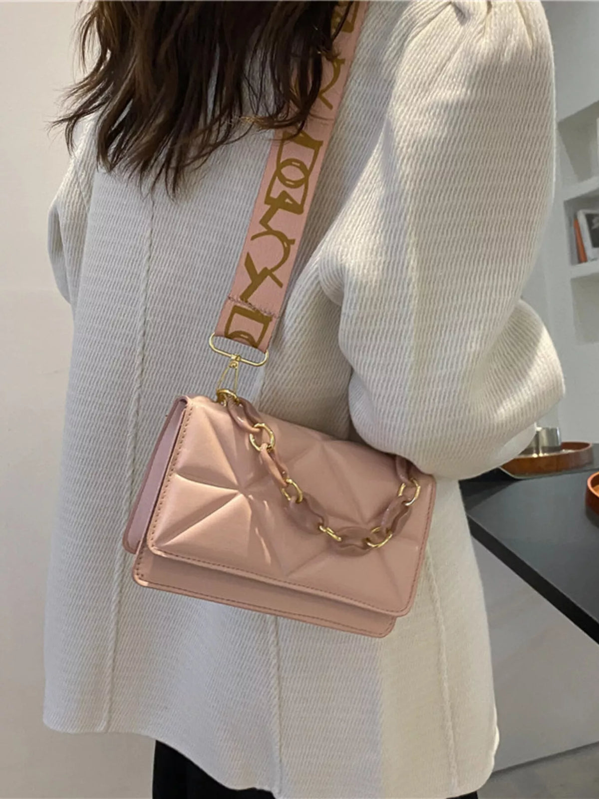 a1cfe414f6da471b88a70389d5c929fe-Max-Origin