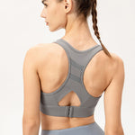 c6d4306497744c45a6fe8da39355eed4-Max