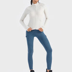 e51880f1a7f144c28fdc71447991ed95-Max